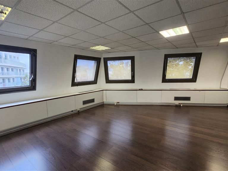 Location Bureaux 50 m² non divisibles