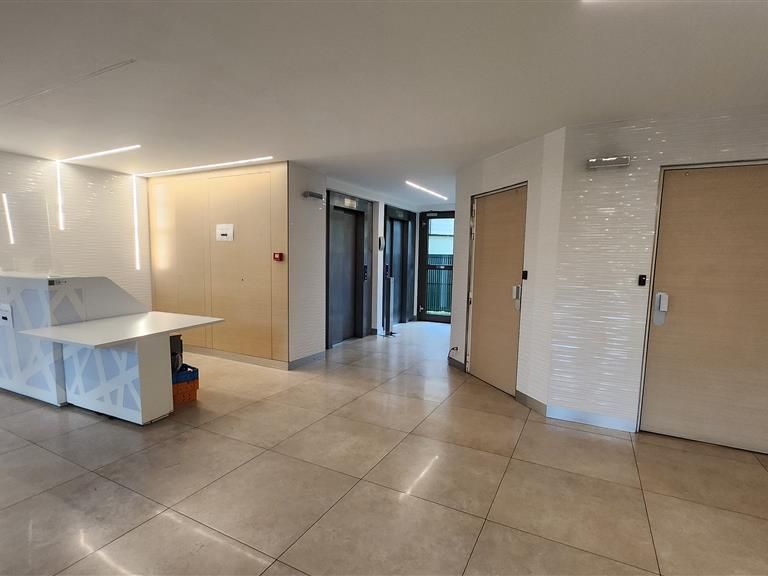 Location bureaux 72 m² non divisibles