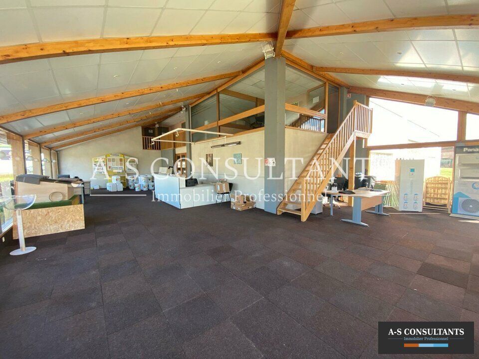 Location local commercial Peyrins (26380) - 780 m²
