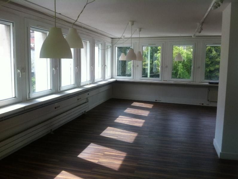 Location bureaux 147 m² non divisibles