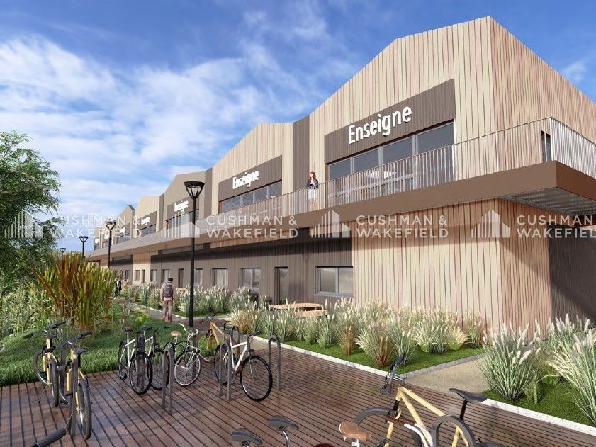 Vente activités 5848 m² divisibles à partir de 281 m²