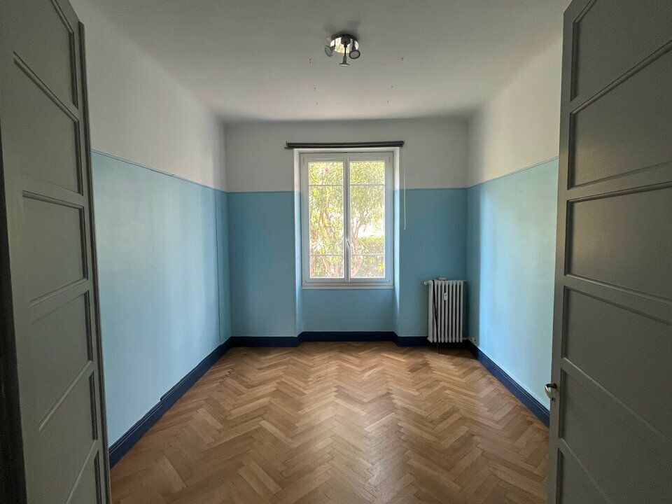 Location bureaux 90 m² non divisibles