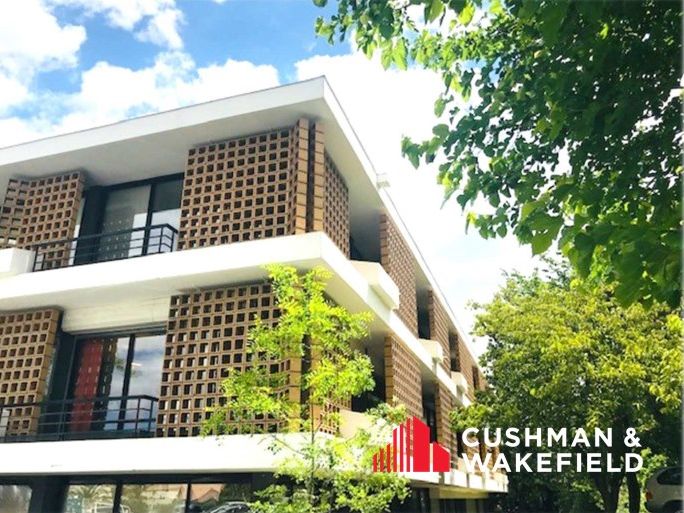 Location bureaux 964 m² non divisibles