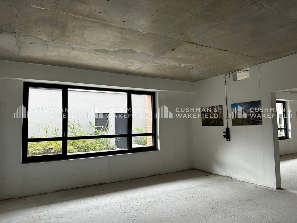 Vente bureaux 235 m² non divisibles