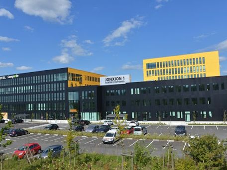 Location bureaux 68.37 m² non divisibles