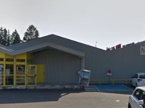 Location local commercial 1000 m² non divisibles