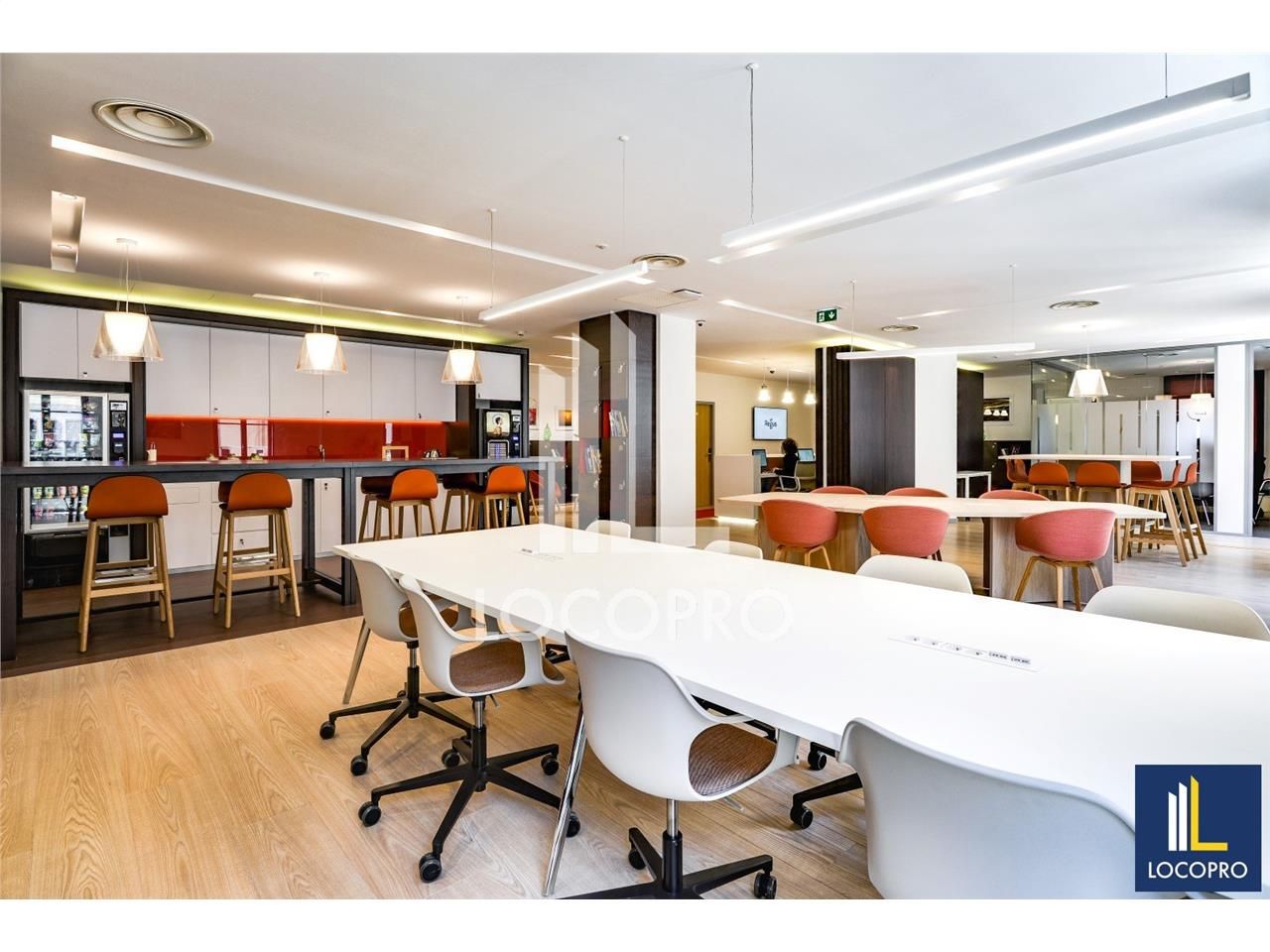 Coworking bureaux 2000 m² divisibles à partir de 9 m²