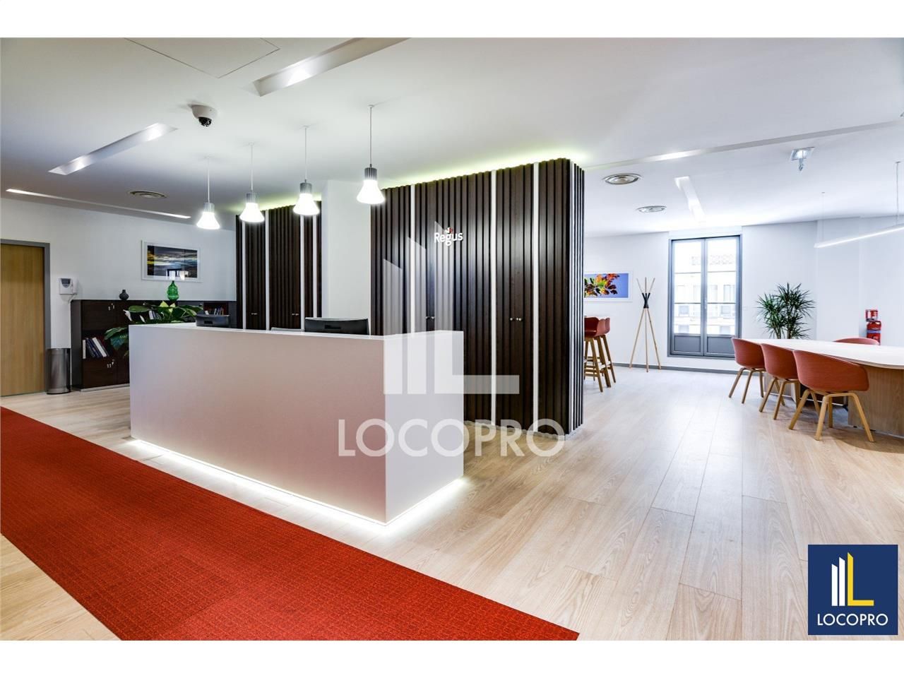 COWORKING - A LOUER - BUREAUX - 2 000 m2 DIVISIBLES - NICE 