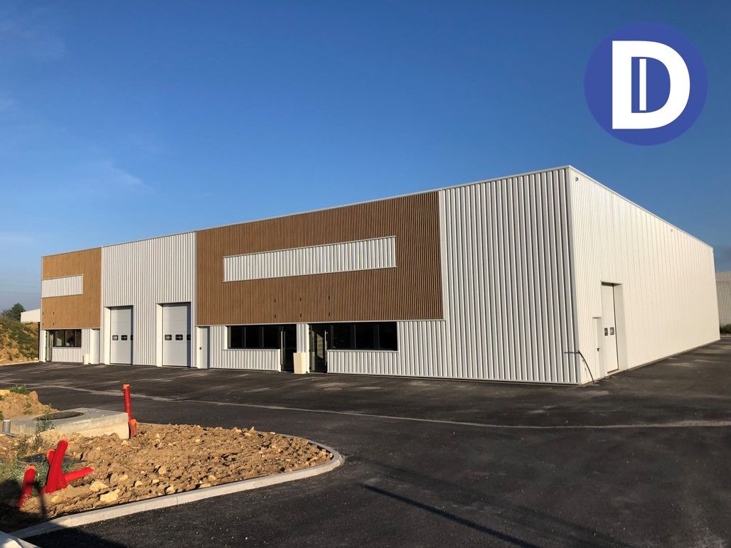 Location activites 606.00 m² non divisibles