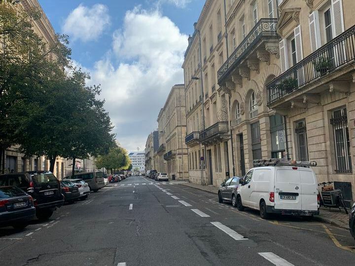 BUREAUX PRESTIGE A VENDRE JARDIN PUBLIC