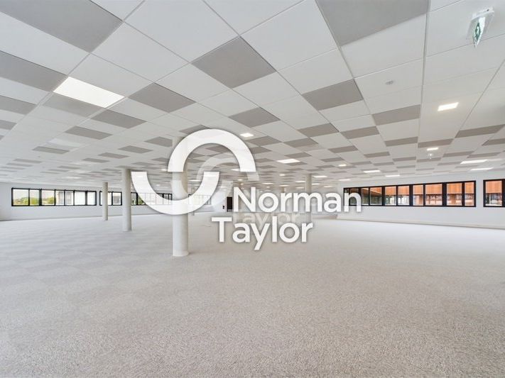3266 m² pour ce bureaux en location à Montpellier