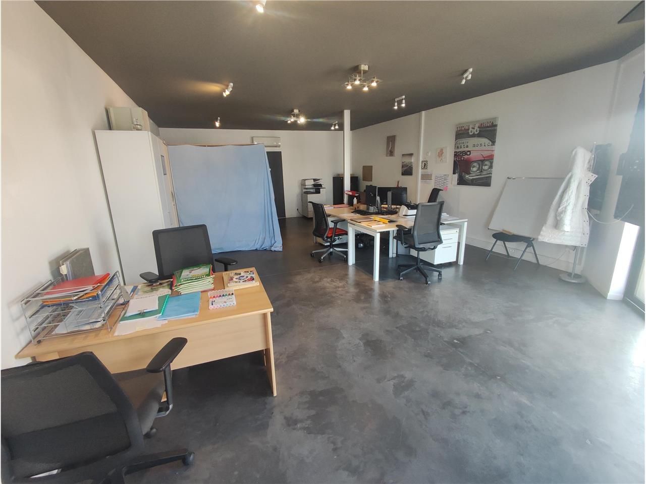 Location local commercial 89 m² à Coulommiers