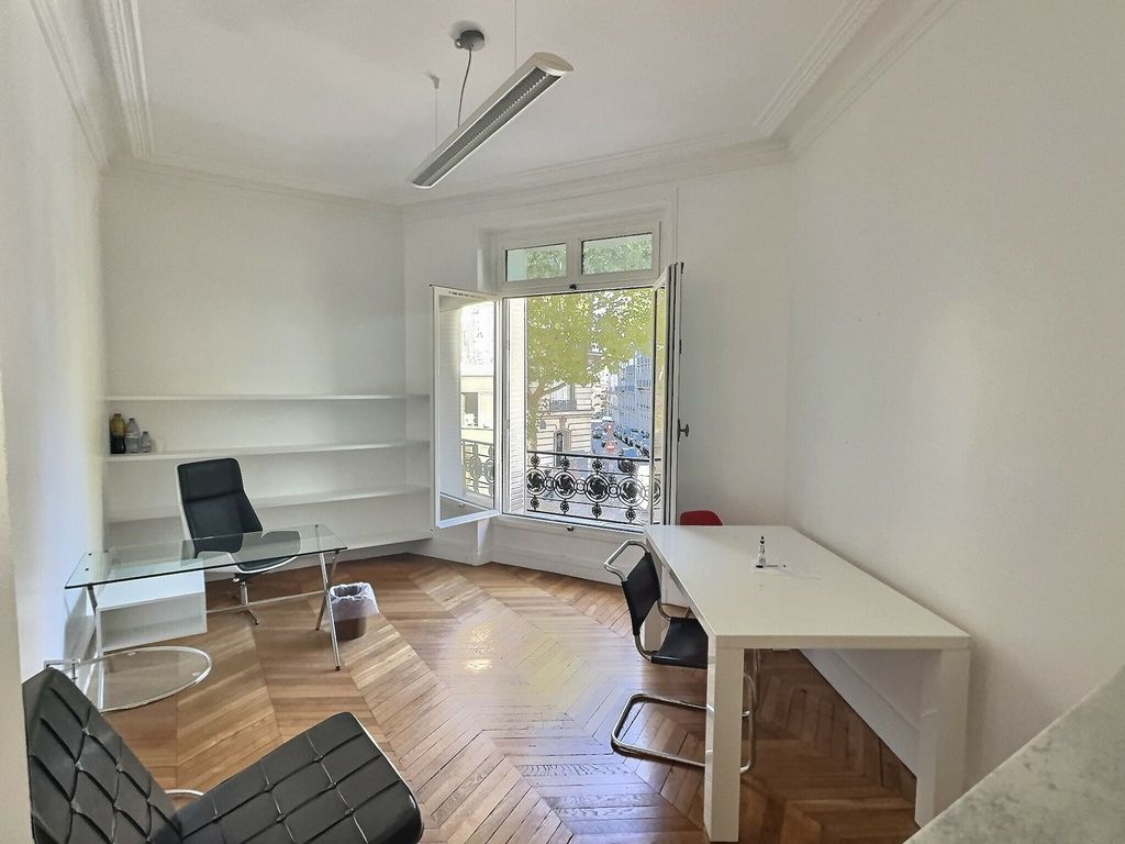 Location bureaux 55 m² divisibles à partir de 55 m²