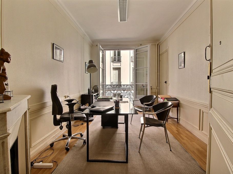 Location bureaux 87 m² non divisibles