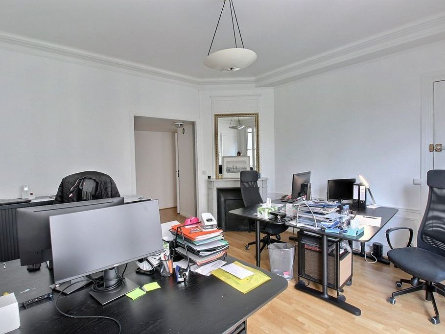 Location bureaux 87 m² non divisibles