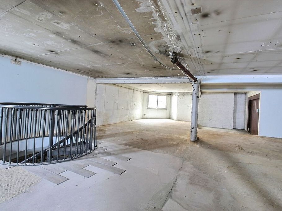 Vente bureaux 708 m² non divisibles