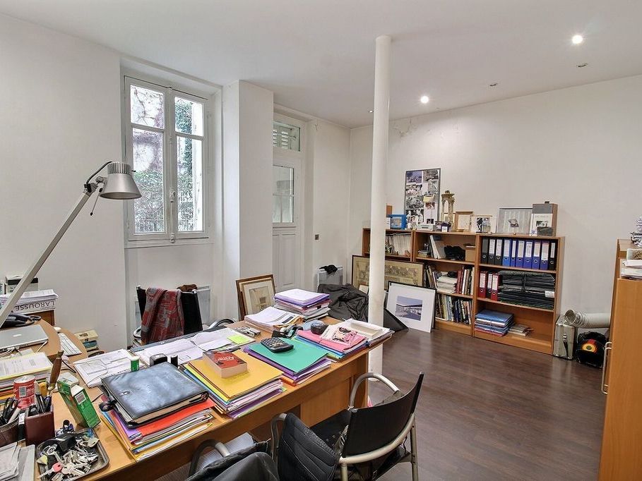 Location bureaux 92 m² non divisibles