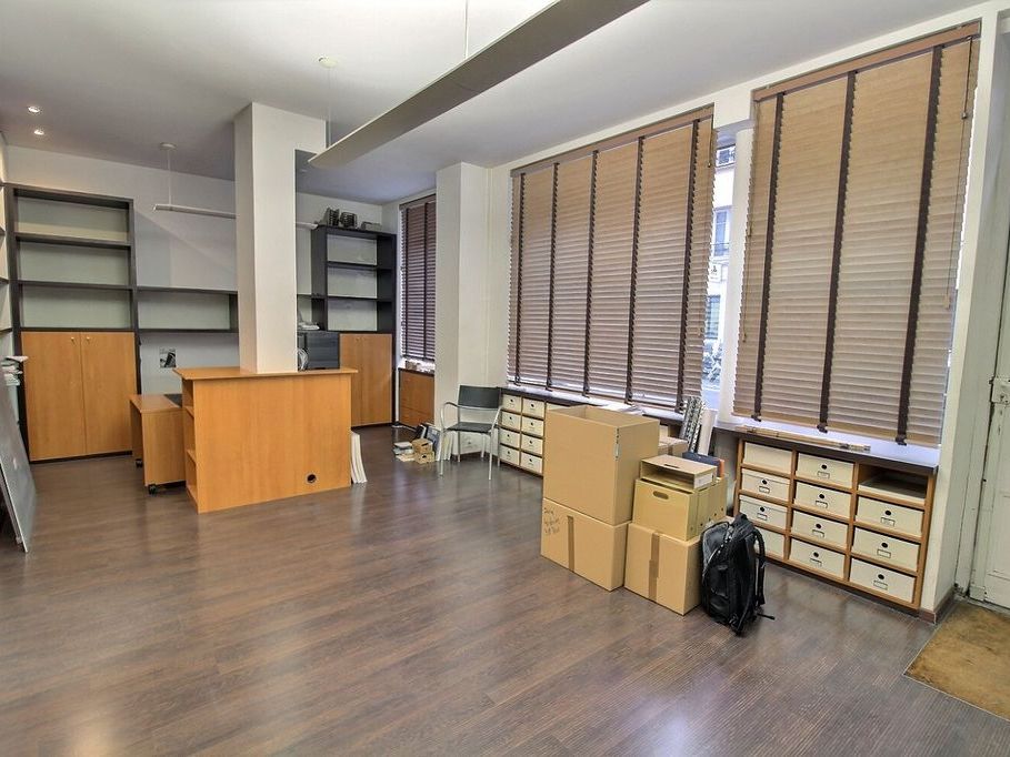 Location bureaux 92 m² non divisibles