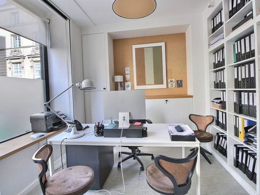 Vente bureaux 153 m² non divisibles