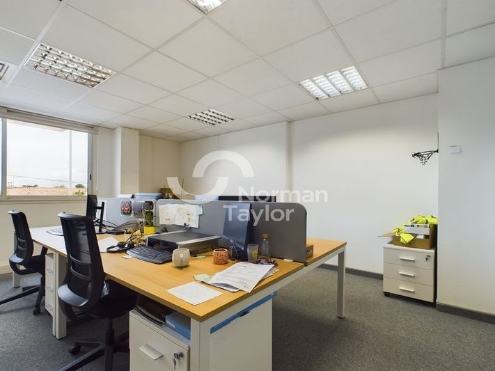 228.06 m² pour ce bureaux en location à Montpellier