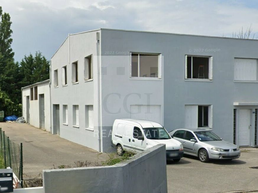 Location bureaux 151 m² non divisibles
