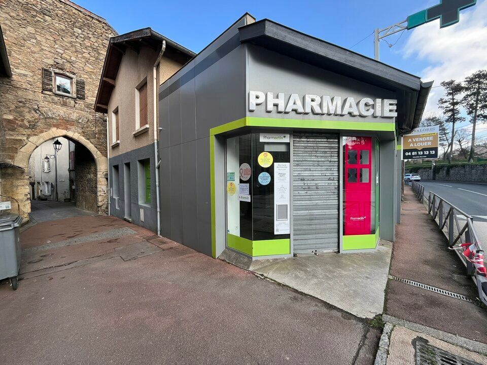 Location local commercial 115 m² non divisibles