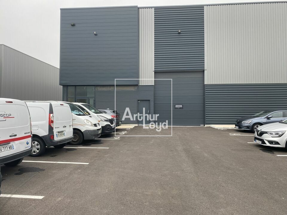 Locaux neufs à louer - TIGERY