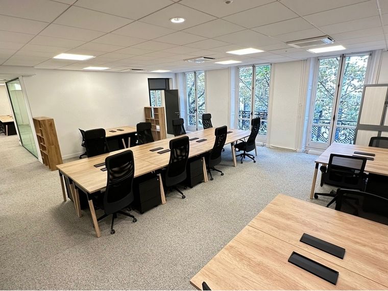 Location bureaux 320 m² non divisibles