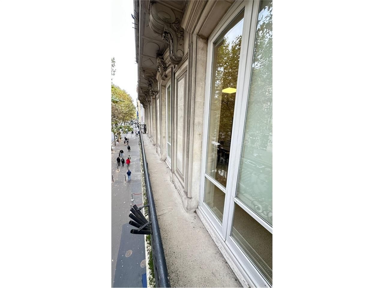 Location bureaux 320 m² non divisibles