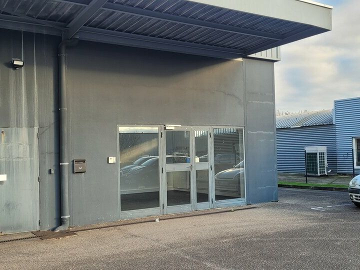 Location bureaux 287 m² non divisibles