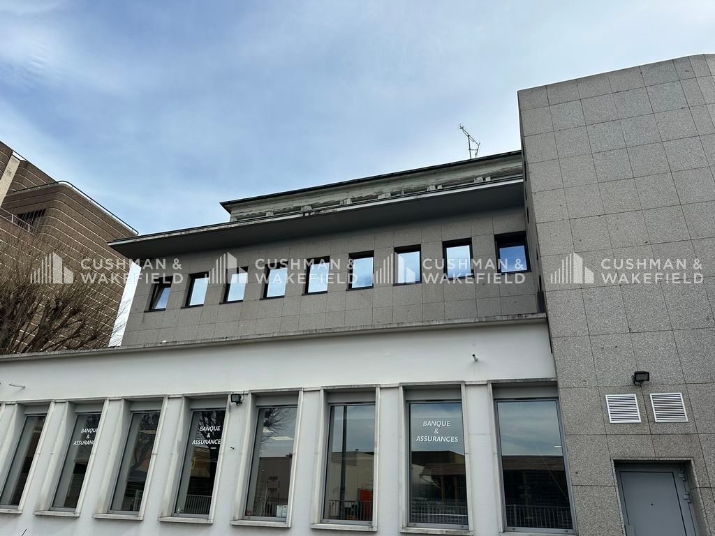 Location bureaux 120 m² non divisibles