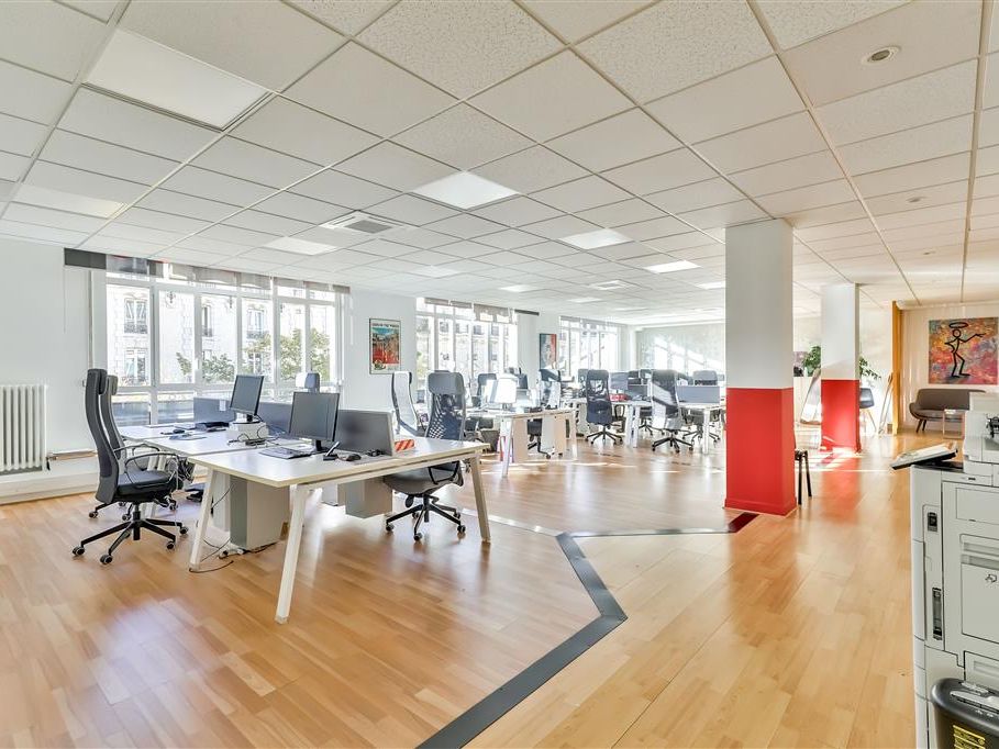 Location Bureaux 250 m² non divisibles