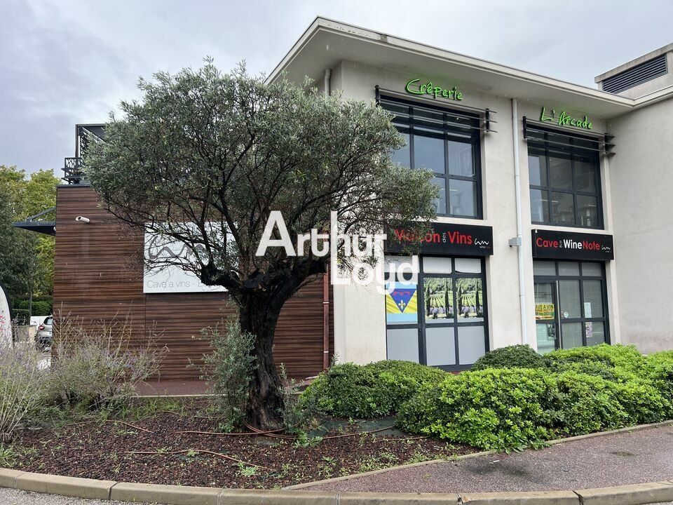 Local commercial a louer Puget sur Argens