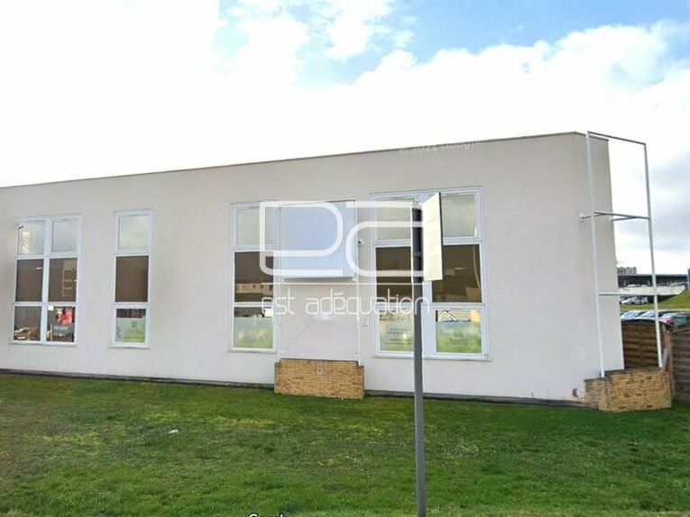 Location bureaux 304 m² divisibles à partir de 145 m²