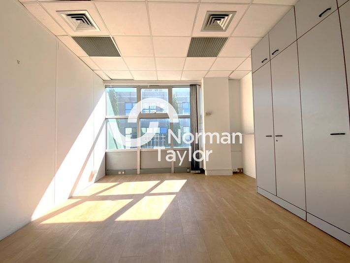 Location bureaux 50 m² non divisibles