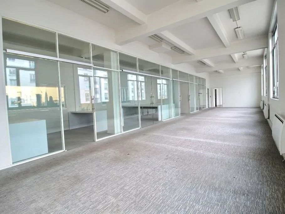 Location bureaux 392 m² divisibles à partir de 147 m²