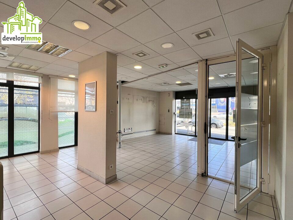 Opportunité rare sur axe passant 