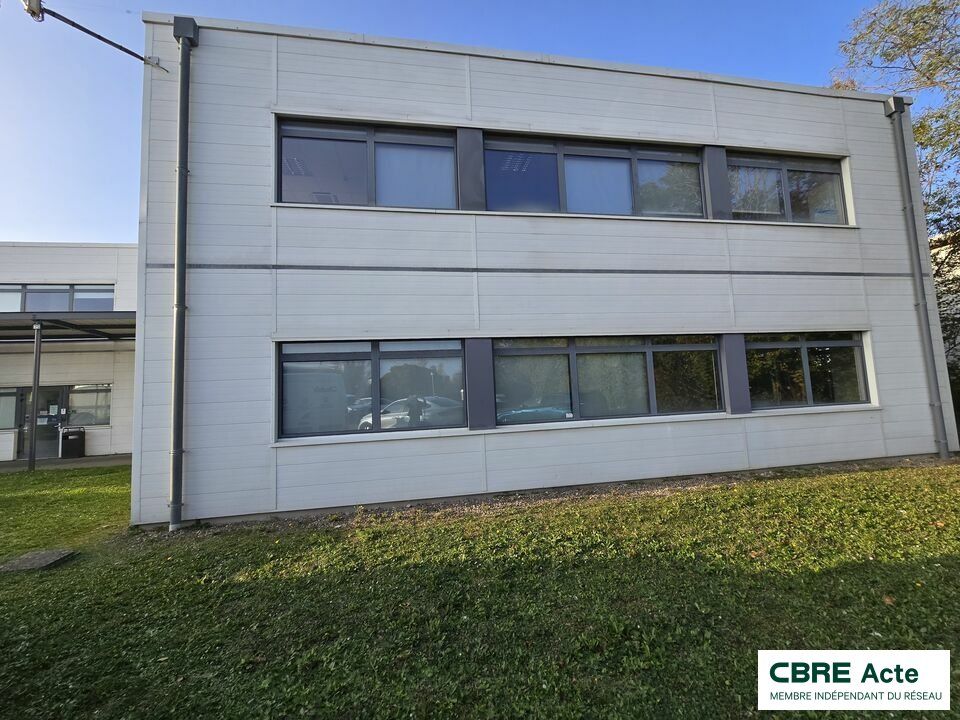Location bureaux 267 m² non divisibles