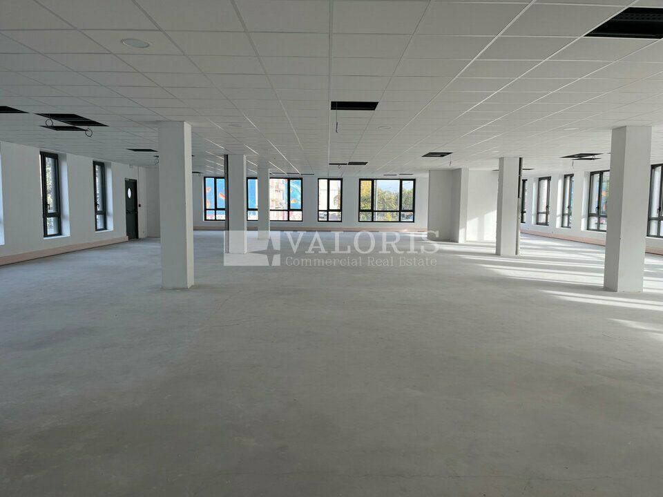 Vente bureaux 700.52 m² divisibles à partir de 257 m²