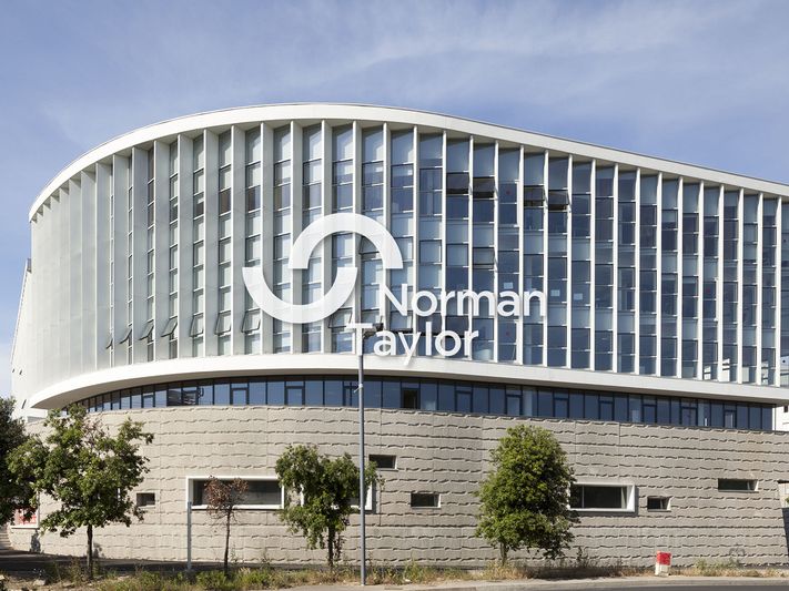 Location bureaux 177 m² divisibles à partir de 25 m²