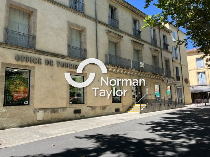 Location local commercial 187 m² non divisibles