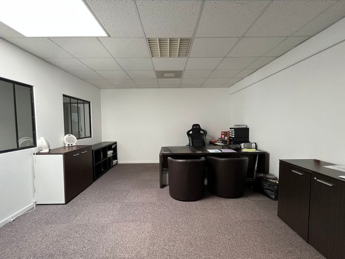 Location bureau - 304 m²