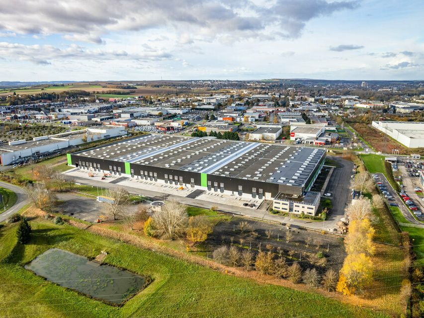 Location entrepot 30943 m² non divisibles