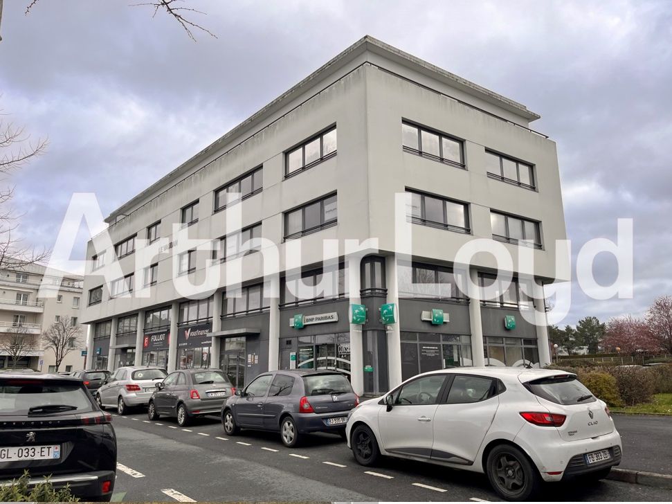 Location bureaux 172.00 m² à CAEN