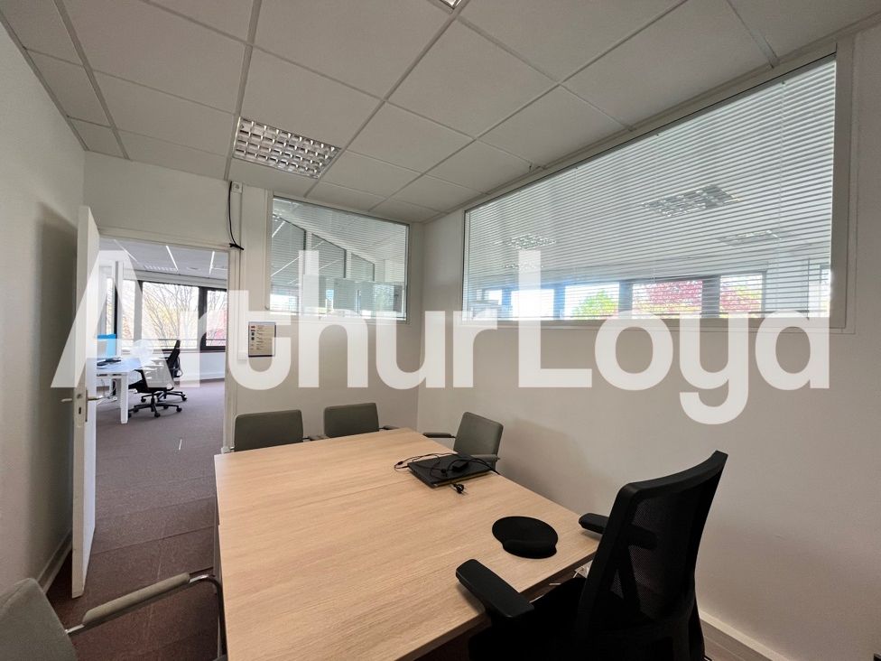 Location bureaux 172.00 m² à CAEN