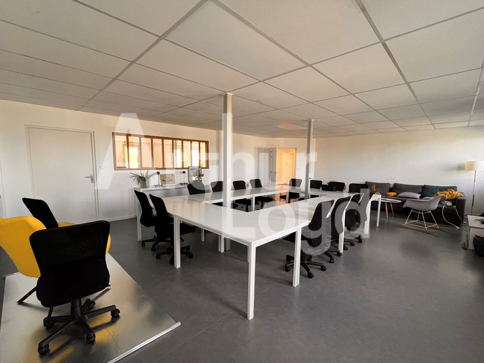 Vente bureaux 221.00 m² à CAEN