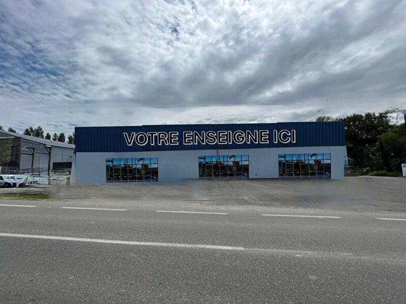 Location local commercial 600.00 m² à DAX