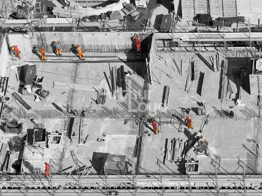 Local d'activité et bureaux à louer à Domessin - 300 m²