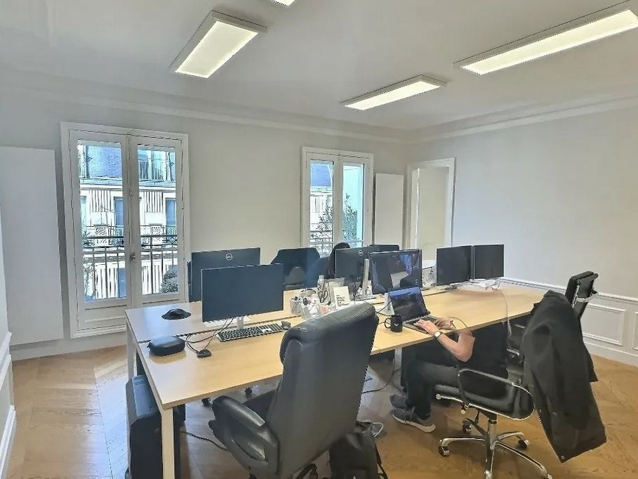 Location bureaux 78 m² non divisibles