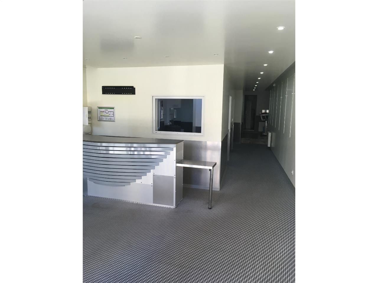 Vente local commercial 86.49 m² à LIMOGES